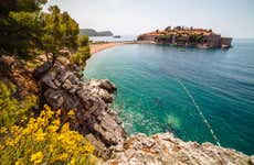 Excursão pelas costas de Montenegro